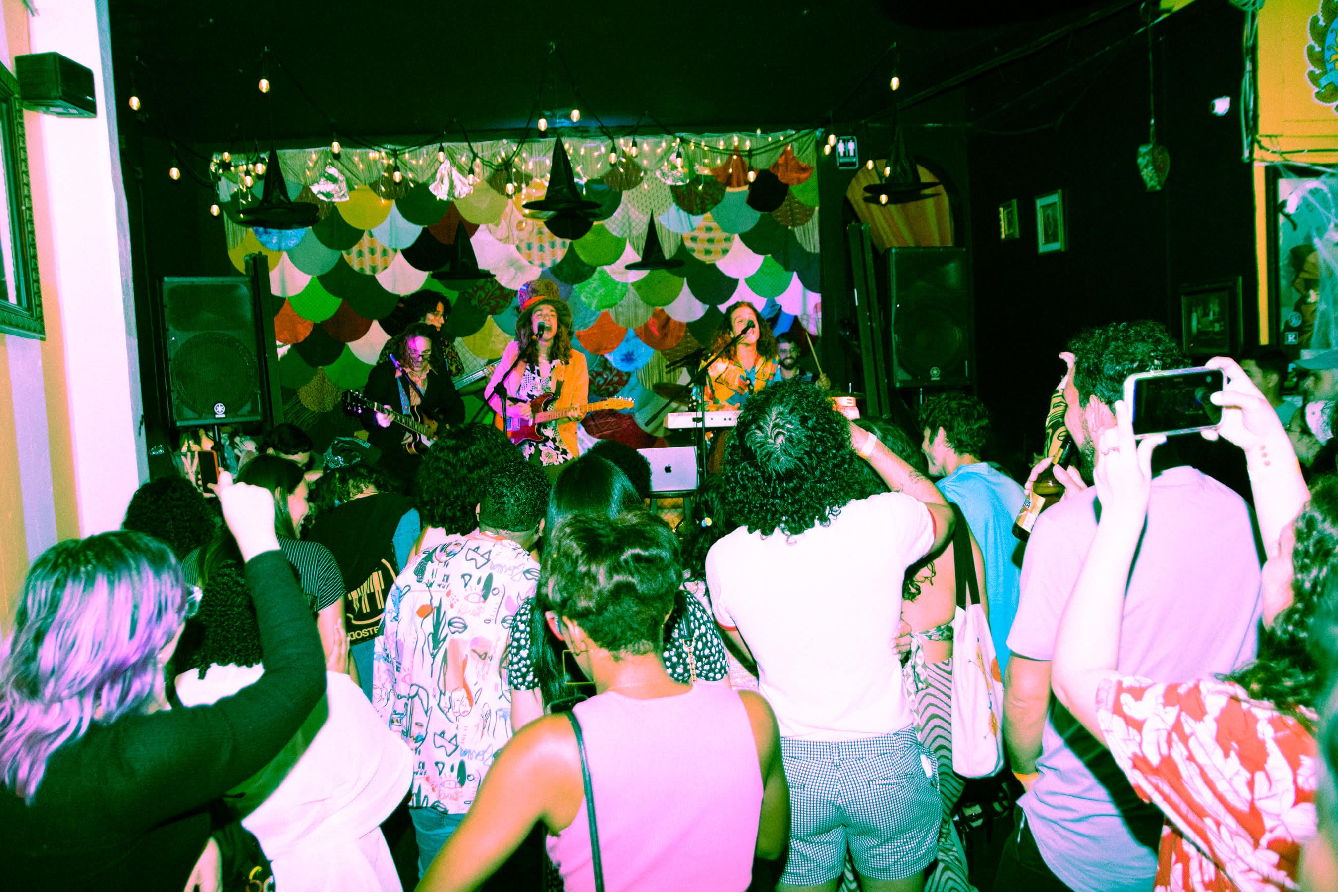 Sebimor live performance